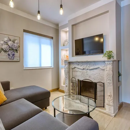 3 Bedroom Penthouse With Jacuzzi And Roof Terrace Vfra1-1 Semesterbostad