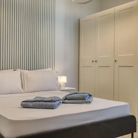3 Bedroom Penthouse With Jacuzzi And Roof Terrace Vfra1-1 Ferienhaus *
